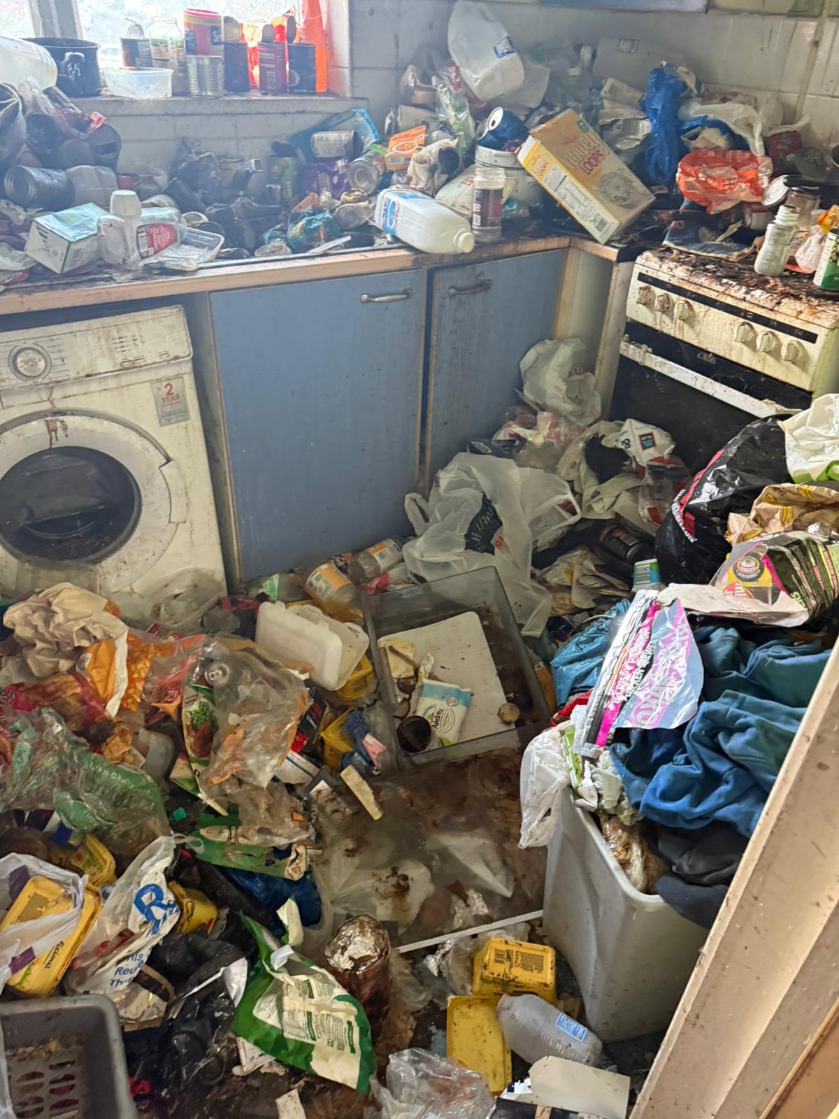 Hoarders clearance project by Marsh Environmental — photo 3